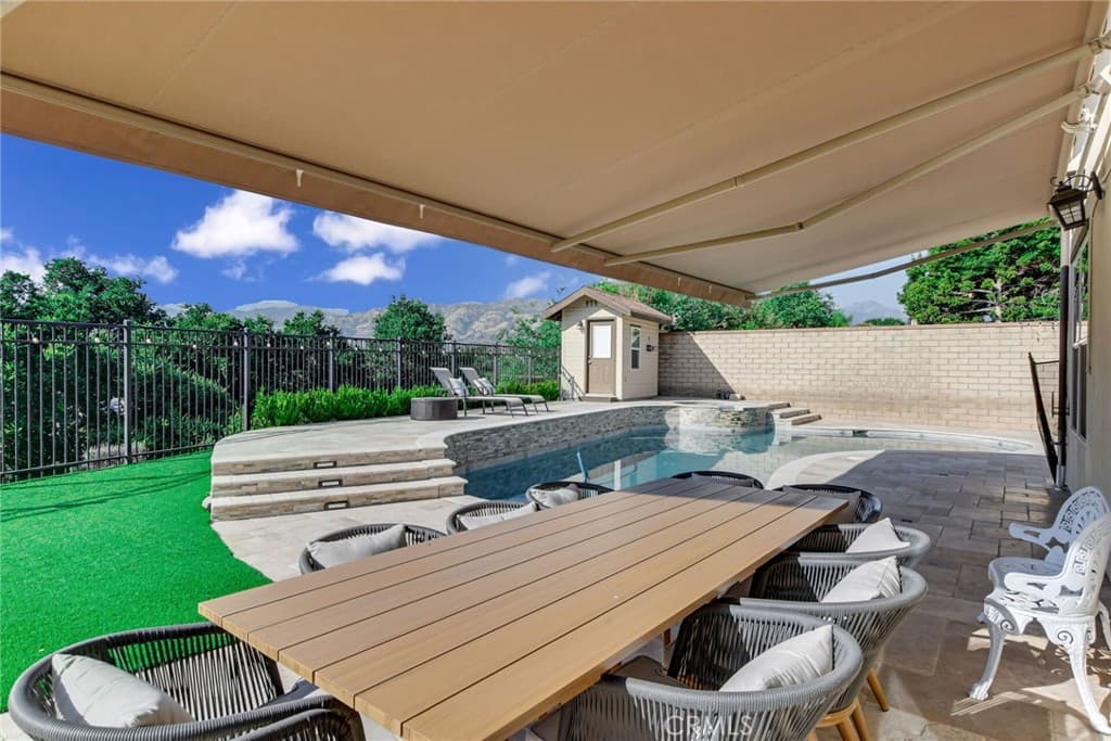 Home at 1127 Las Colinas Way, San Dimas — photo 11 of 12