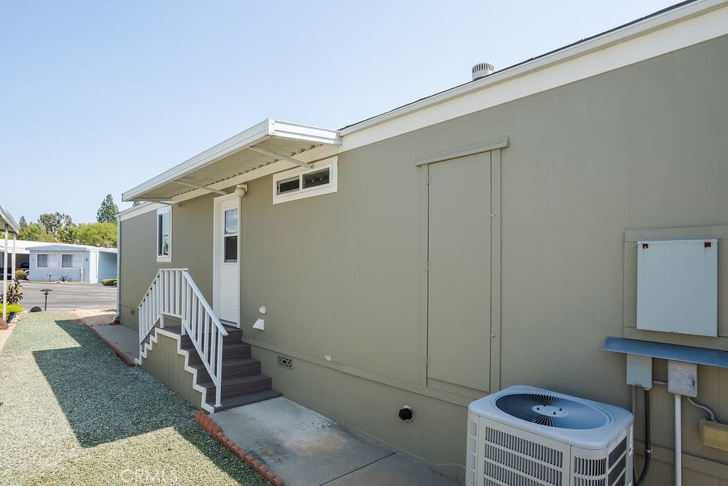 Home at 840 E Foothill 84, Azusa — photo 12 of 12
