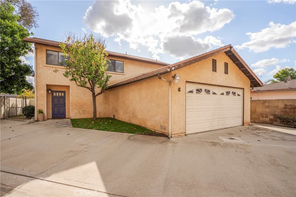 Home at 700 W 2nd Street, Azusa — photo 5 of 12