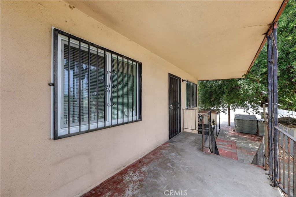 Multi-Family at 1011 W 8th, Pomona — photo 5 of 12