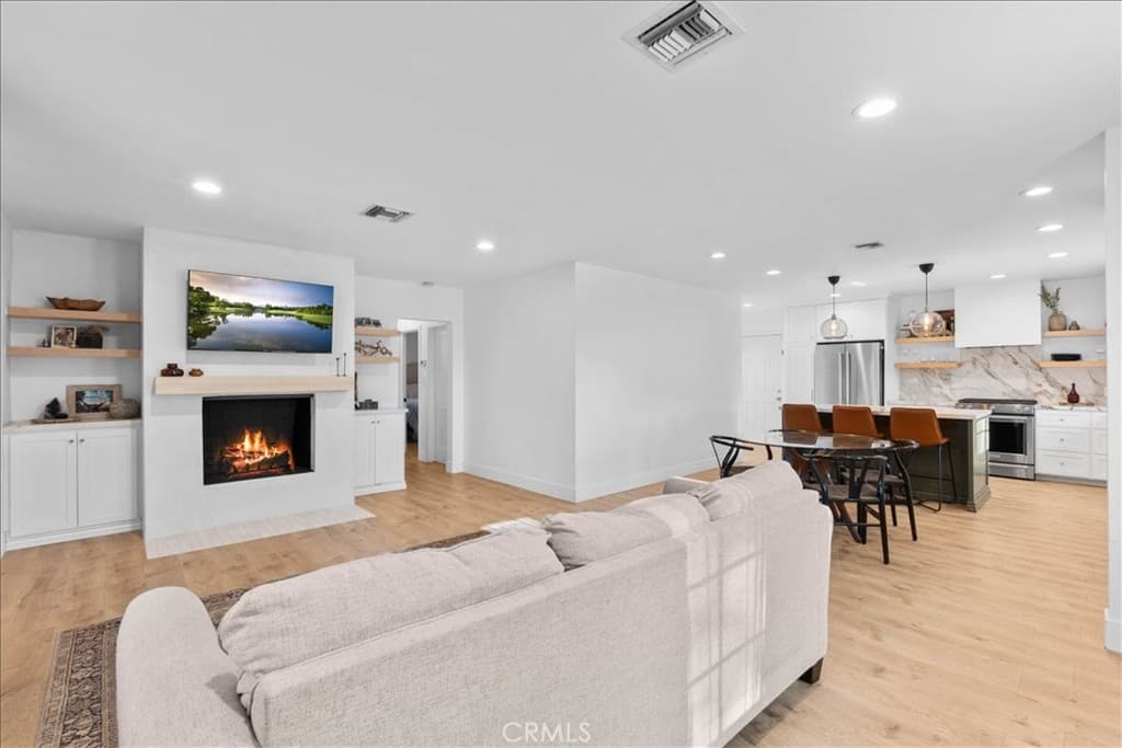 Home at 1802 Russell Place, Pomona — photo 5 of 12