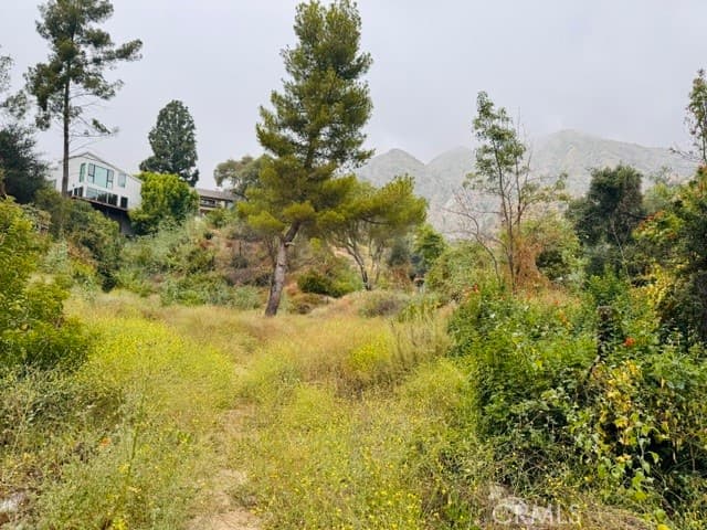 Home at 333 Wistaria Way, Sierra Madre — photo 4 of 4