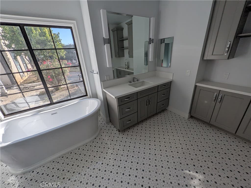 Home at 3742 Hollins, Claremont — photo 3 of 12