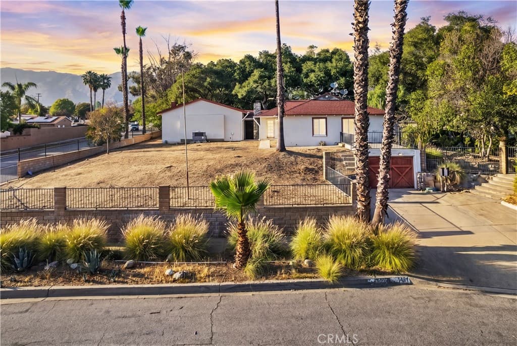 Home at 1449 E Bennett Avenue, Glendora — photo 1 of 12