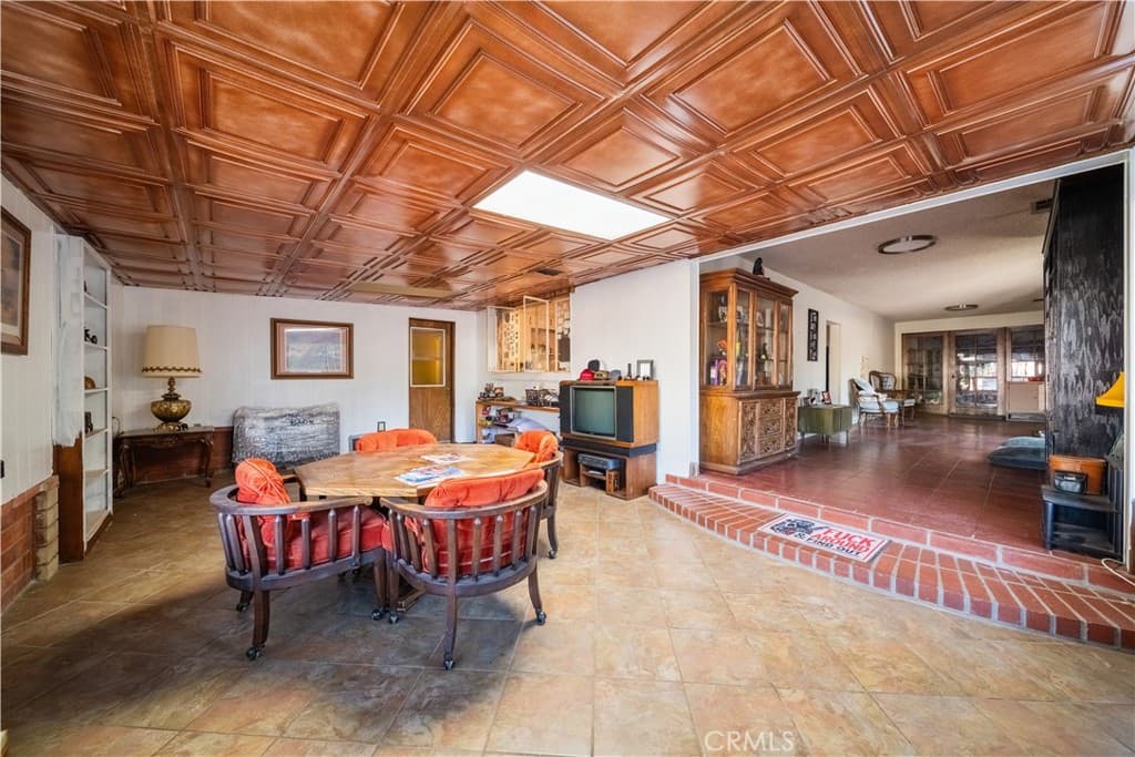Home at 1449 E Bennett Avenue, Glendora — photo 7 of 12