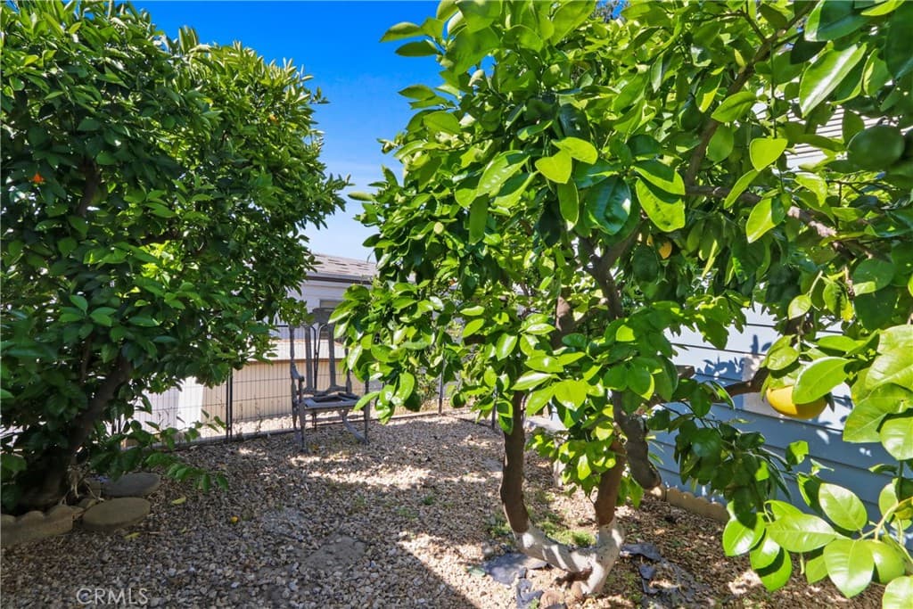 Home at 3800 Bradford Street 307, La Verne — photo 4 of 12