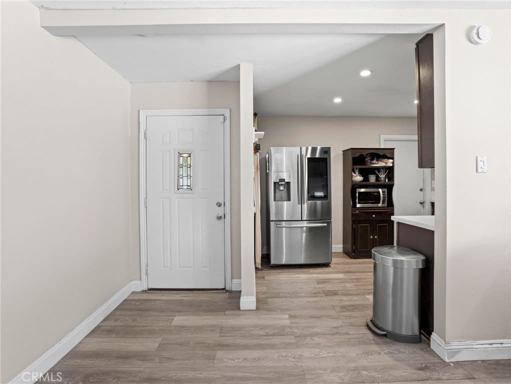 Home at 952 E La Verne, Pomona — photo 11 of 12