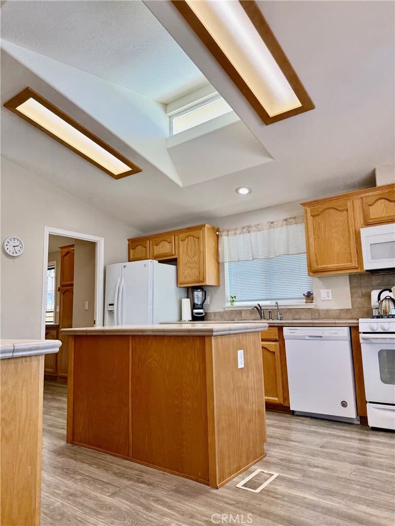 Home at 1245 W Cienega Ave 125, San Dimas — photo 6 of 12