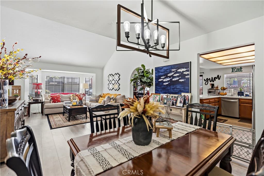 Townhouse at 551 W Puente 1, Covina — photo 8 of 12