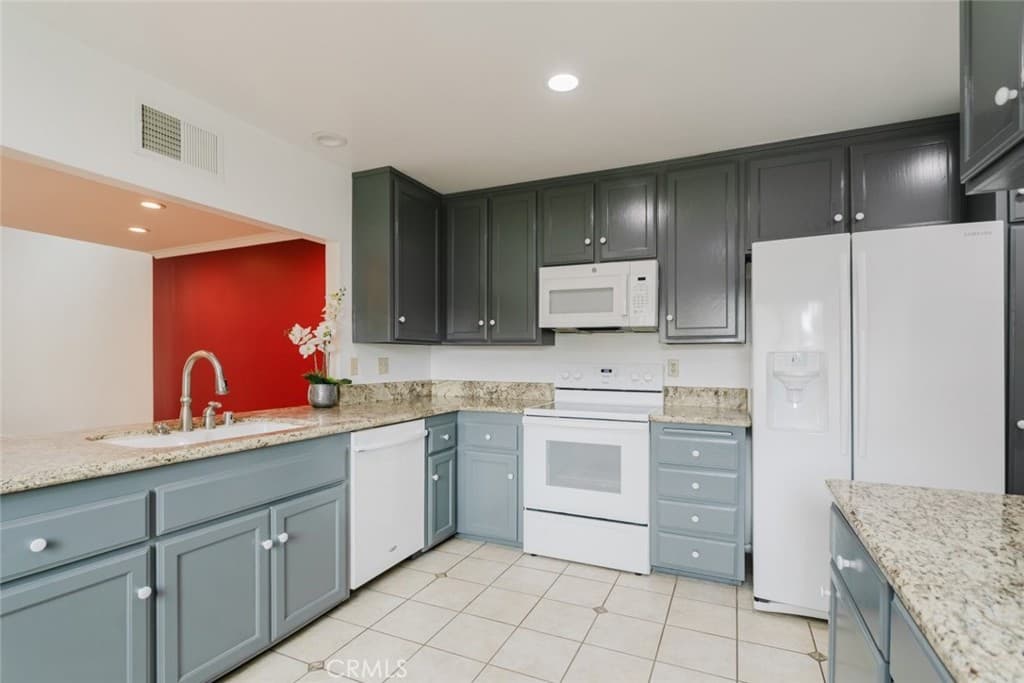 Home at 410 Champlain Drive, Claremont — photo 9 of 12