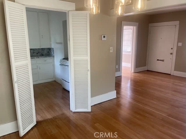 Home at 218 W 12th, Claremont — photo 4 of 12