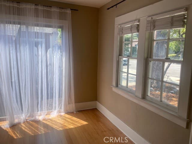 Home at 218 W 12th, Claremont — photo 10 of 12
