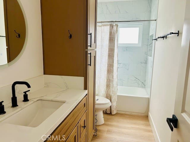 Home at 1395 3rd, La Verne — photo 4 of 12