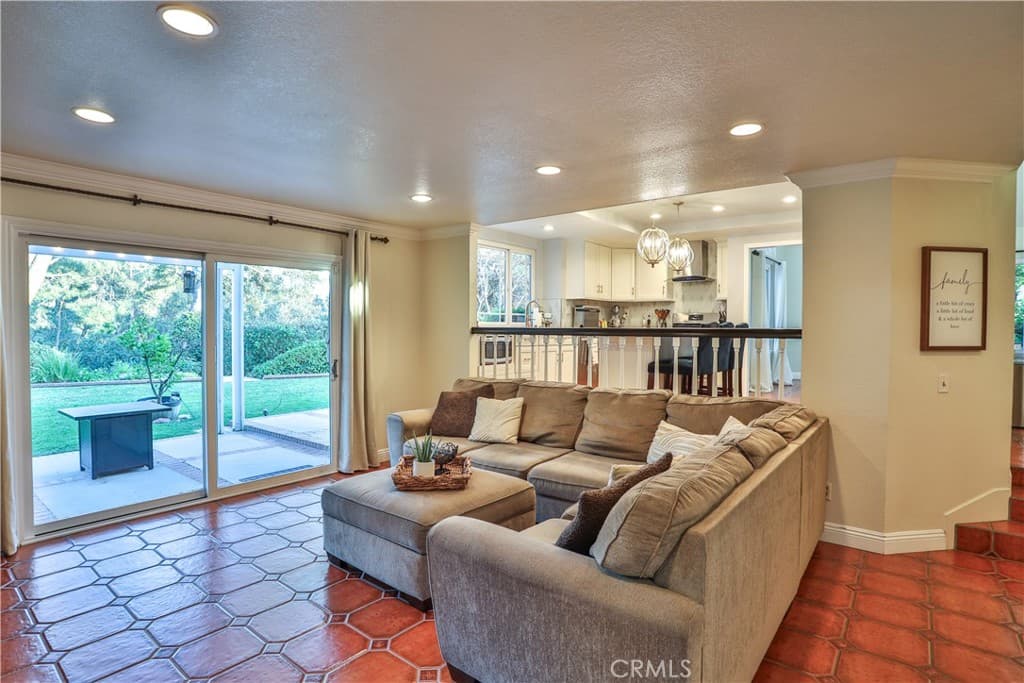 Home at 1838 Via Arroyo, La Verne — photo 12 of 12