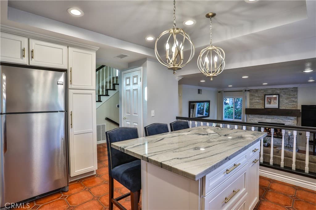 Home at 1838 Via Arroyo, La Verne — photo 9 of 12