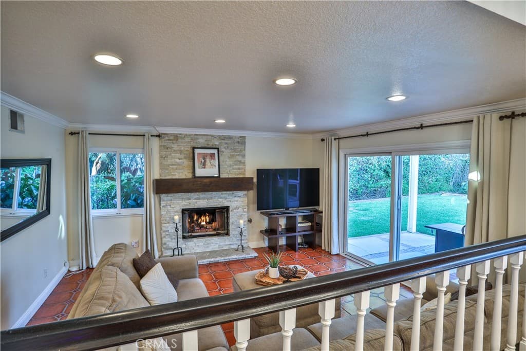 Home at 1838 Via Arroyo, La Verne — photo 10 of 12