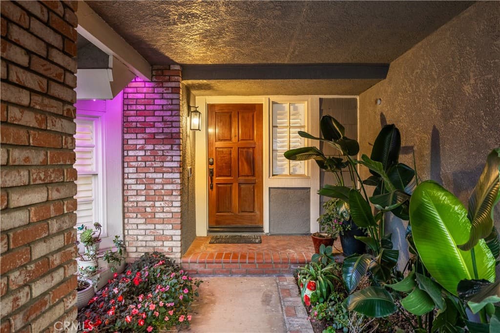 Home at 5570 Lakeview Drive, La Verne — photo 5 of 12