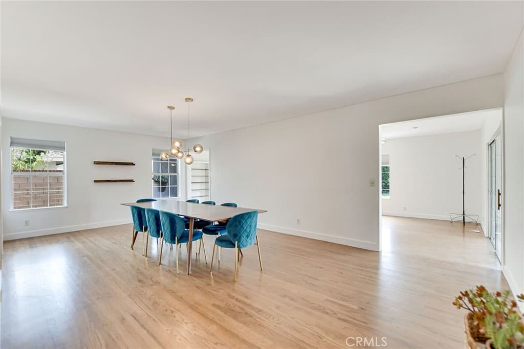 Home at 1302 E Bennett, Glendora — photo 12 of 12