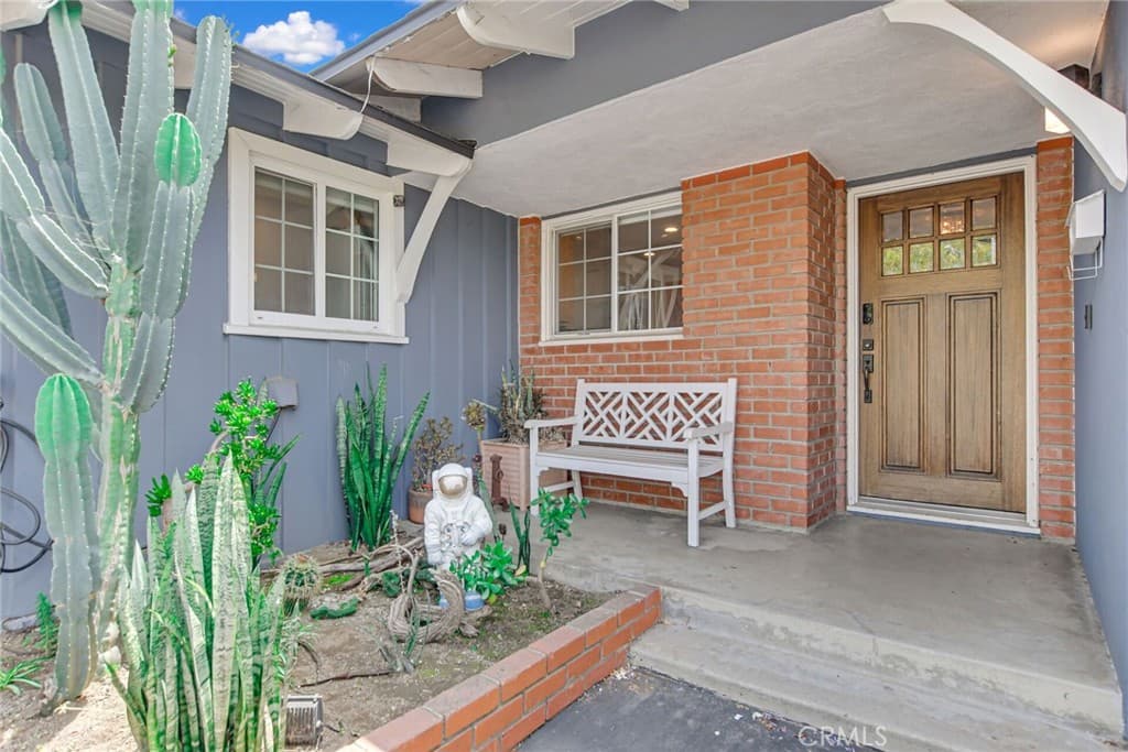 Home at 1302 E Bennett, Glendora — photo 8 of 12