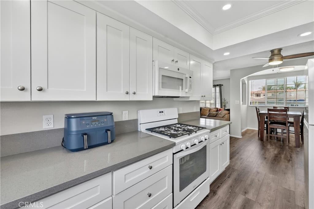 Condo at 4191 Baldwin Park Blvd. 2, Baldwin Park — photo 2 of 12