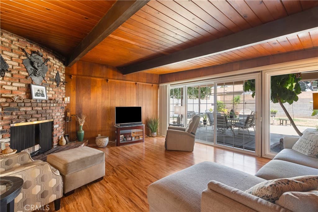 Home at 416 S Lowell Street, Covina — photo 10 of 12