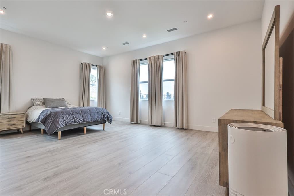 Home at 1112 W Empress, Glendora — photo 11 of 12