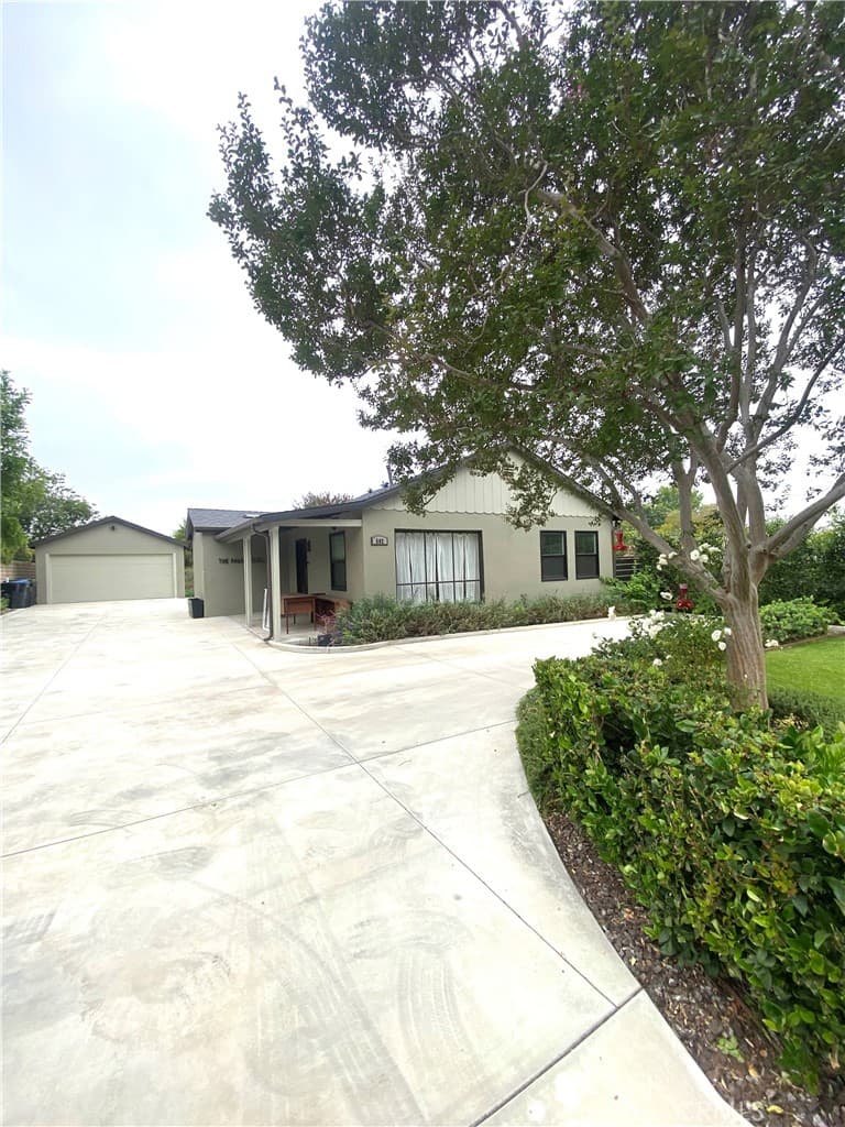 Home at 502 Bonita Avenue E, San Dimas — photo 3 of 12