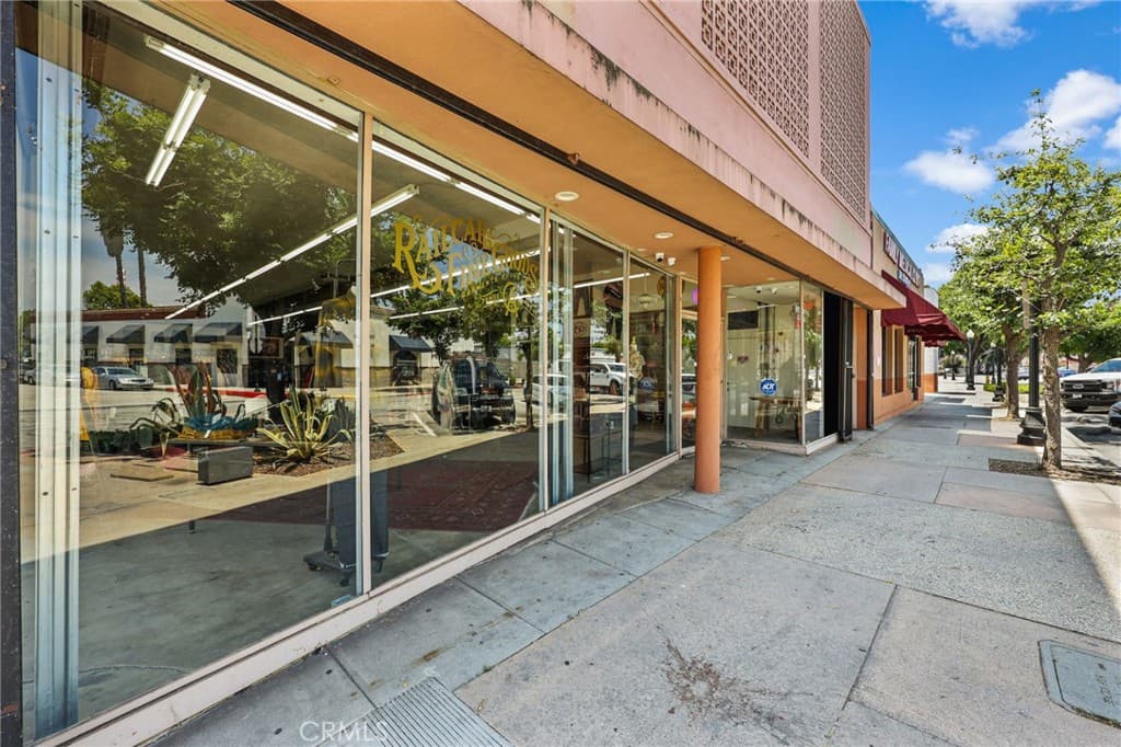 Commercial at 10640 Main Street, El Monte — photo 2 of 12