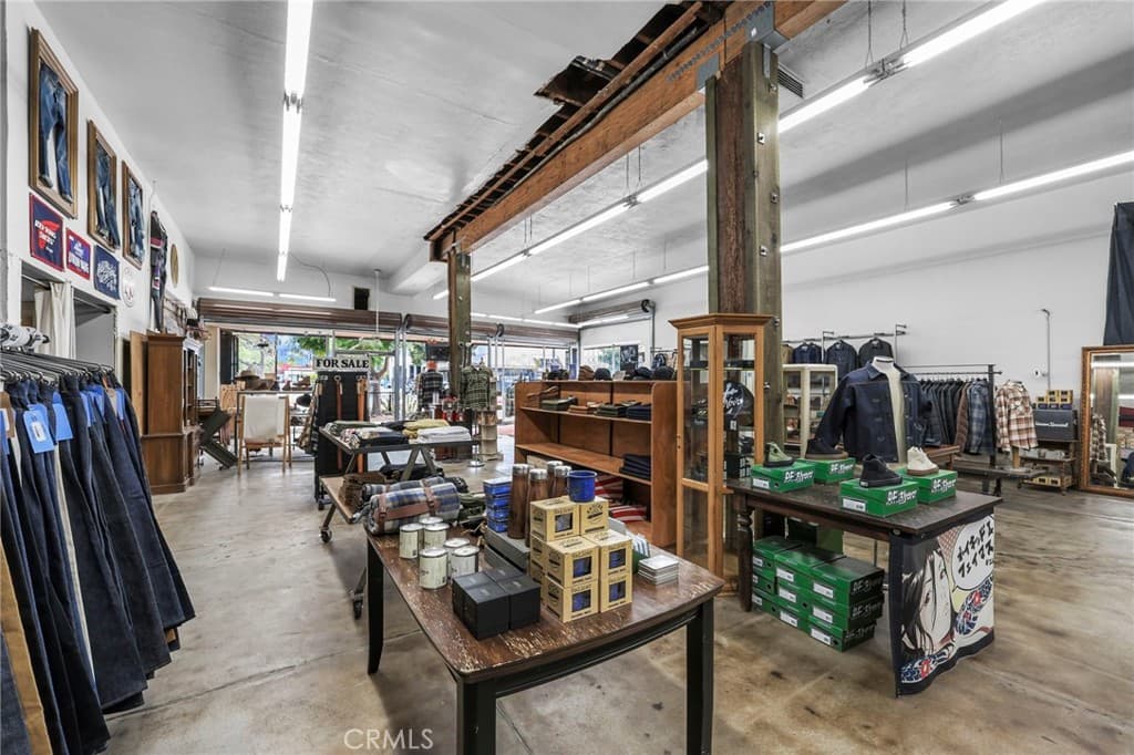 Commercial at 10640 Main Street, El Monte — photo 11 of 12
