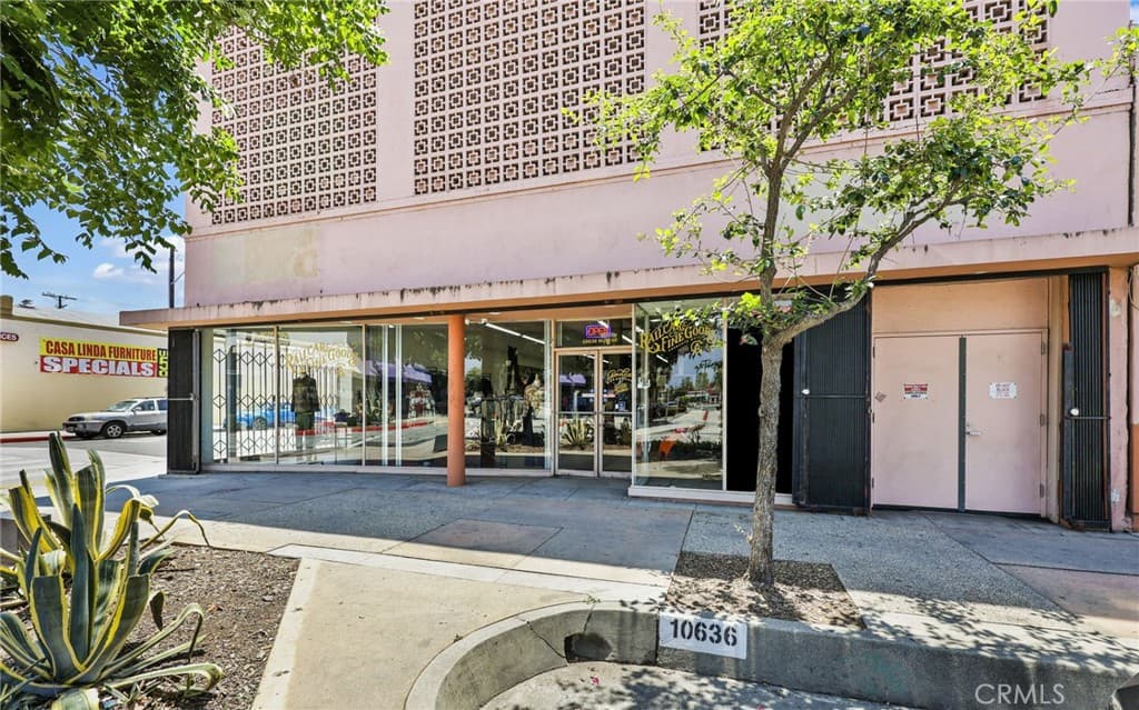 Commercial at 10640 Main Street, El Monte — photo 3 of 12
