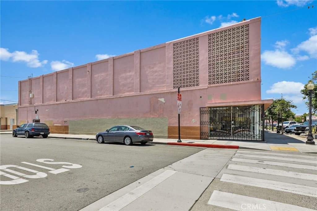 Commercial at 10640 Main Street, El Monte — photo 4 of 12