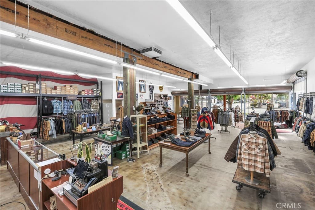 Commercial at 10640 Main Street, El Monte — photo 6 of 12