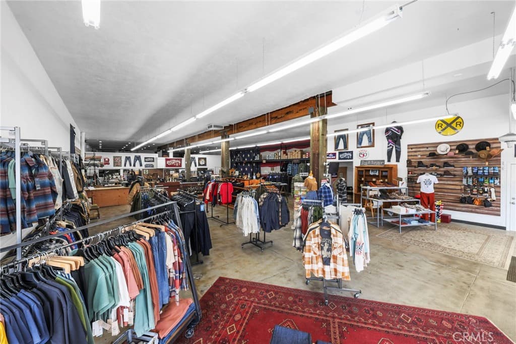 Commercial at 10640 Main Street, El Monte — photo 8 of 12