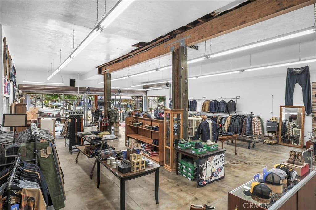 Commercial at 10640 Main Street, El Monte — photo 9 of 12