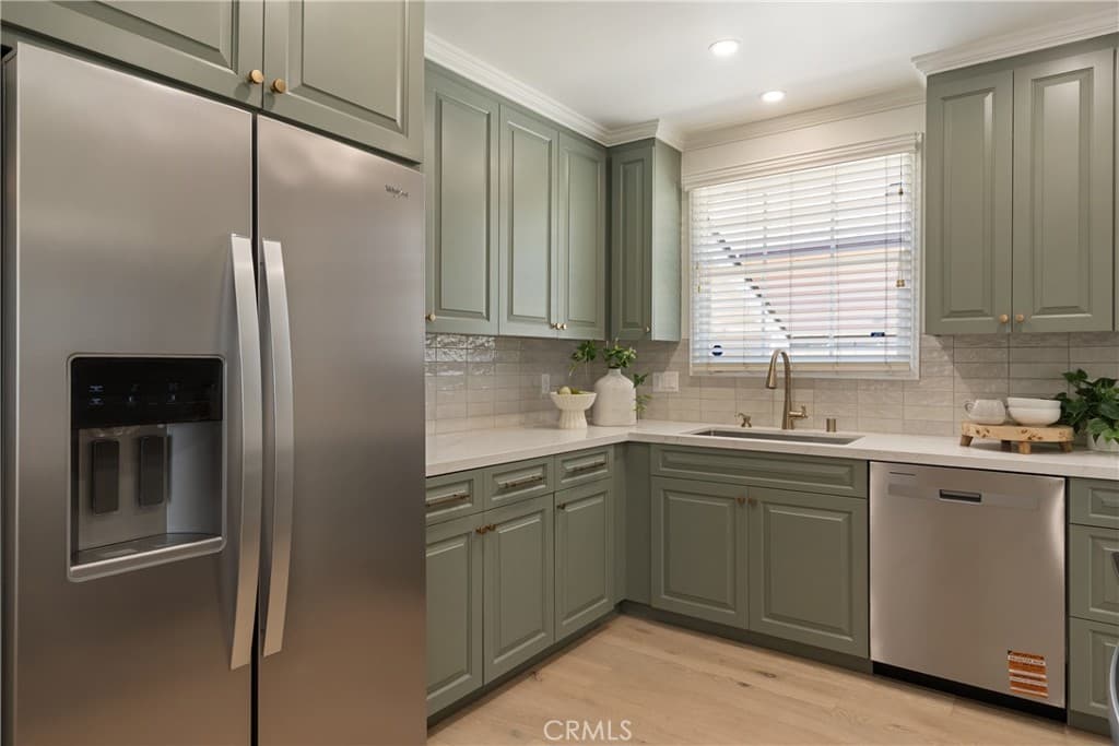 Home at 160 N Barranca, Glendora — photo 8 of 12