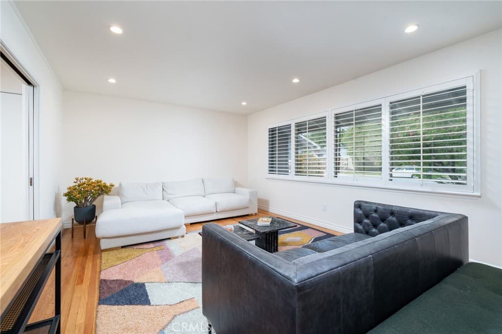Home at 464 Cinderella Drive, Claremont — photo 7 of 12