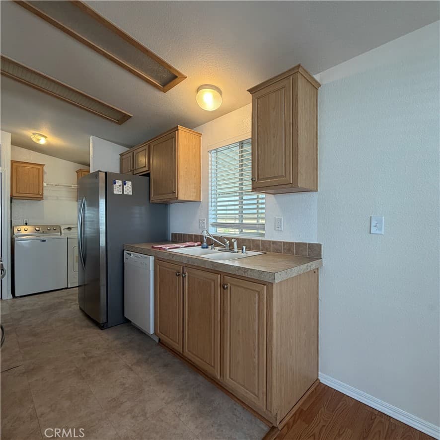 Home at 301 E Foothill Blvd, Pomona — photo 12 of 12