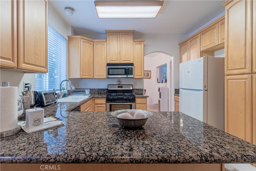 Home at 822 Frazier Street, Baldwin Park — photo 4 of 12