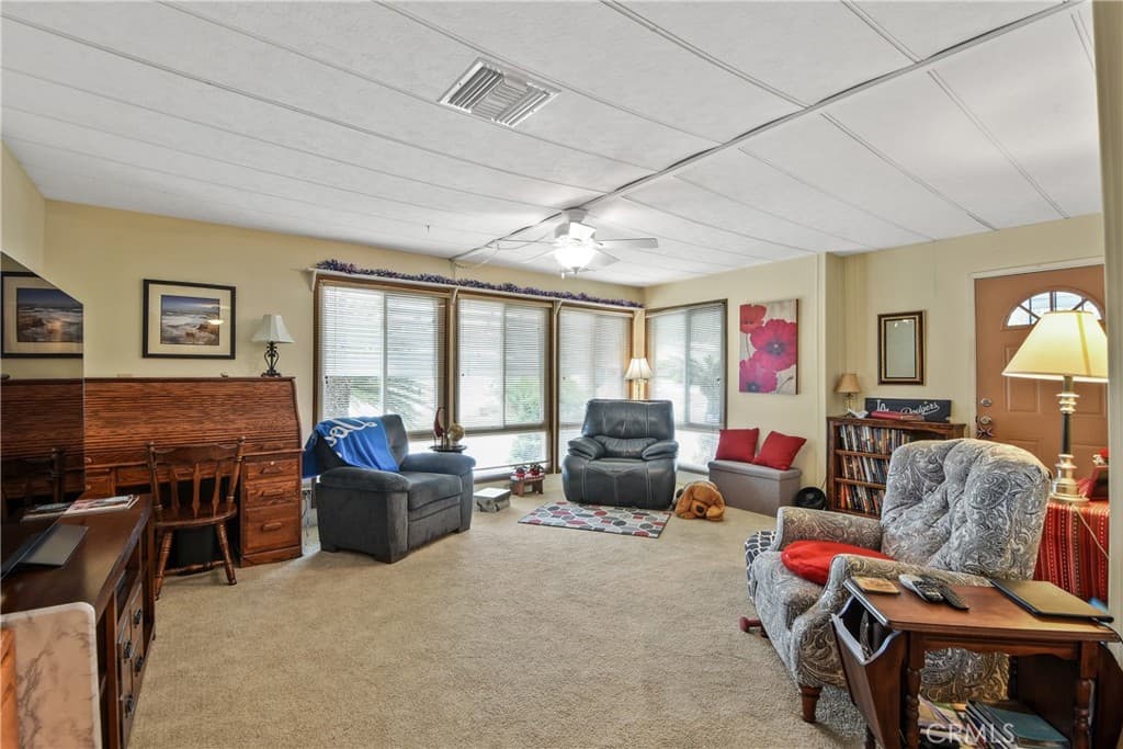 Home at 840 E Foothill Boulevard 180, Azusa — photo 6 of 12
