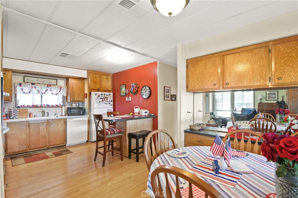 Home at 840 E Foothill Boulevard 180, Azusa — photo 7 of 12