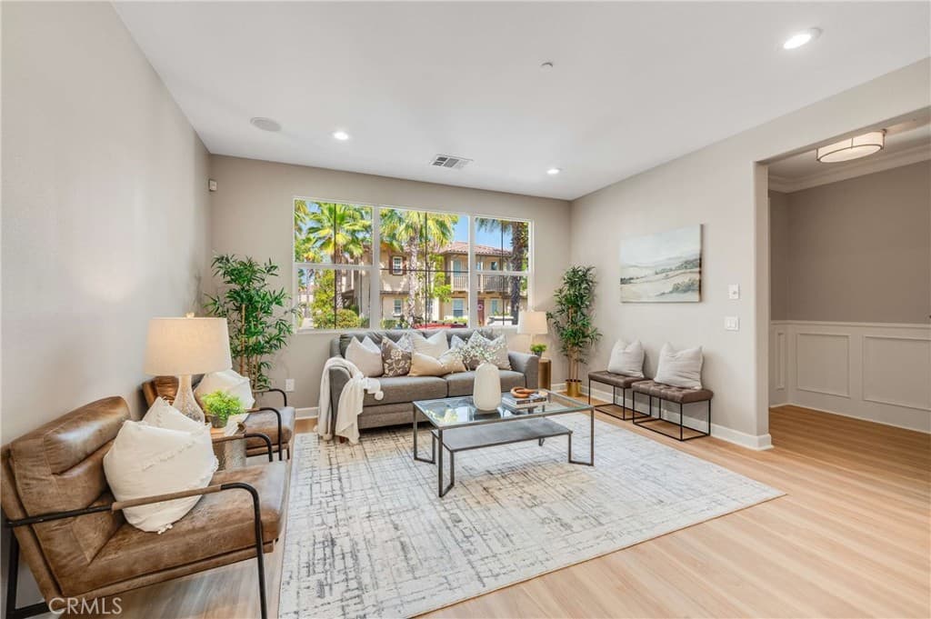 Condo at 870 E Mountain Way C, Azusa — photo 7 of 12