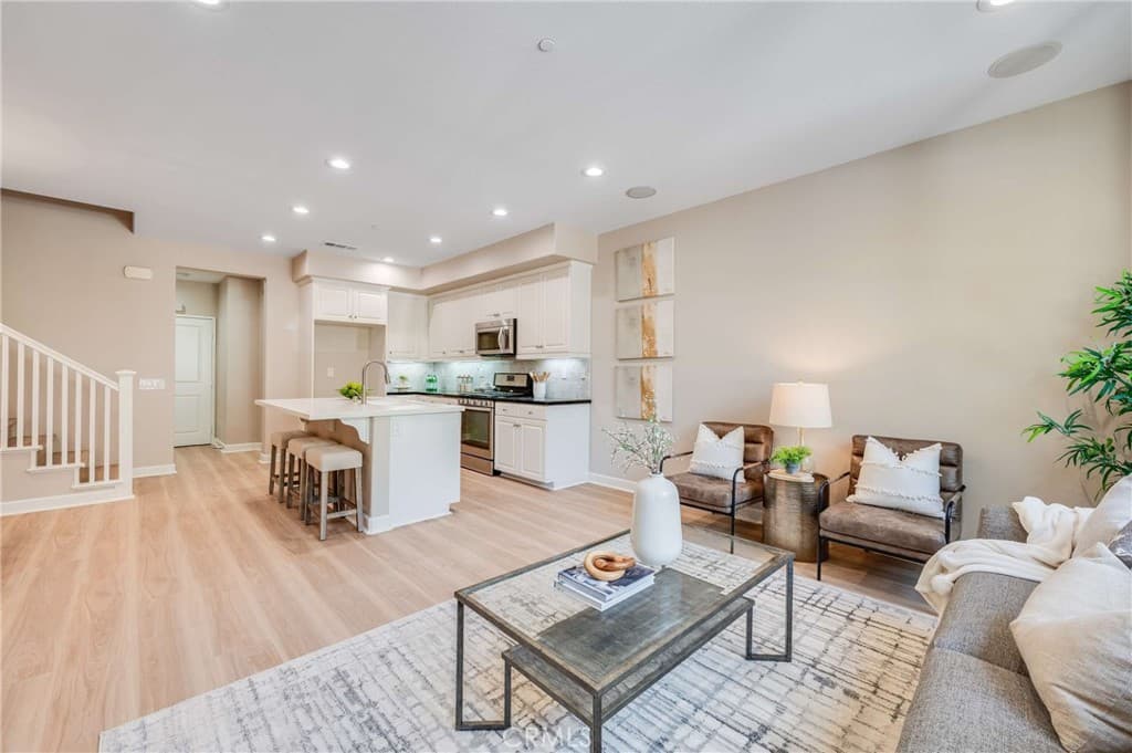 Condo at 870 E Mountain Way C, Azusa — photo 8 of 12
