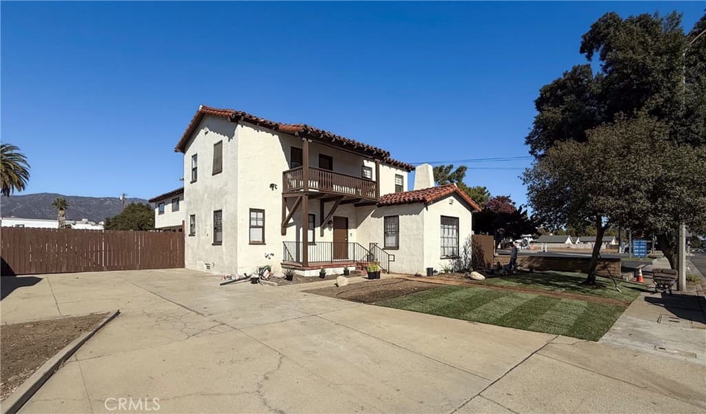 Home at 433 W Arrow, Claremont — photo 1 of 12