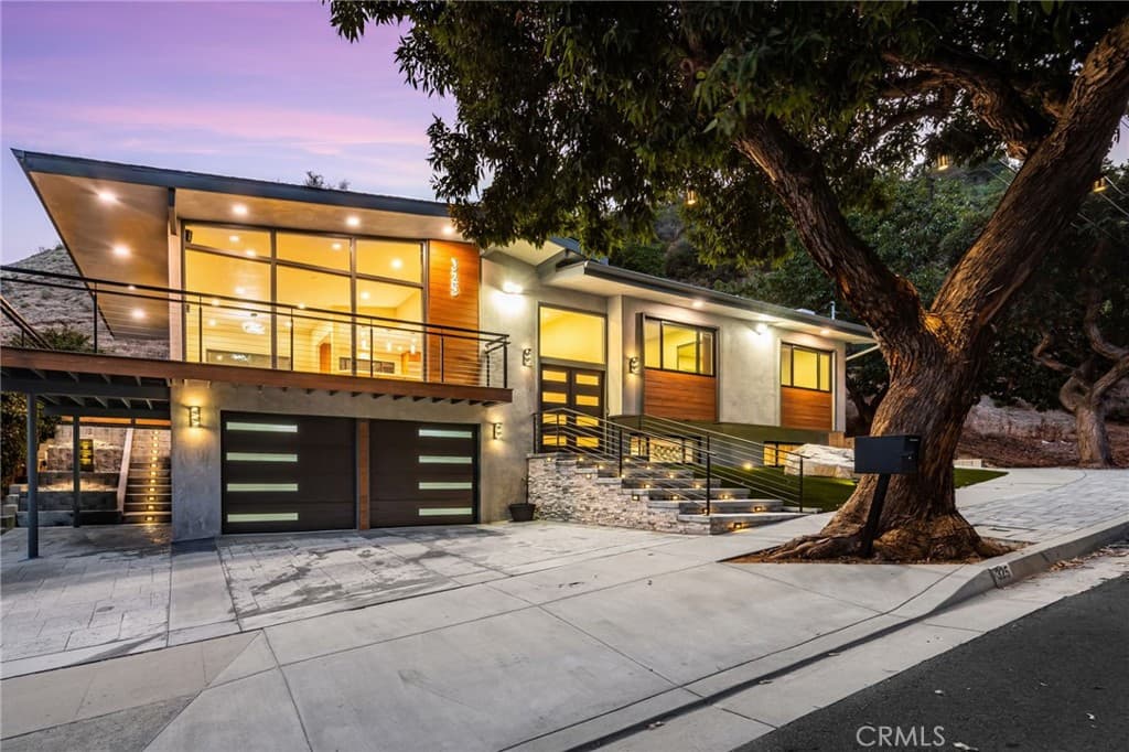 Home at 325 N Madison Avenue, Monrovia — photo 8 of 12