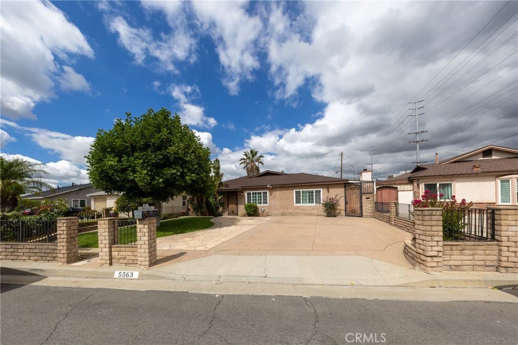 Home at 5563 N Fleetwell, Azusa — photo 5 of 12