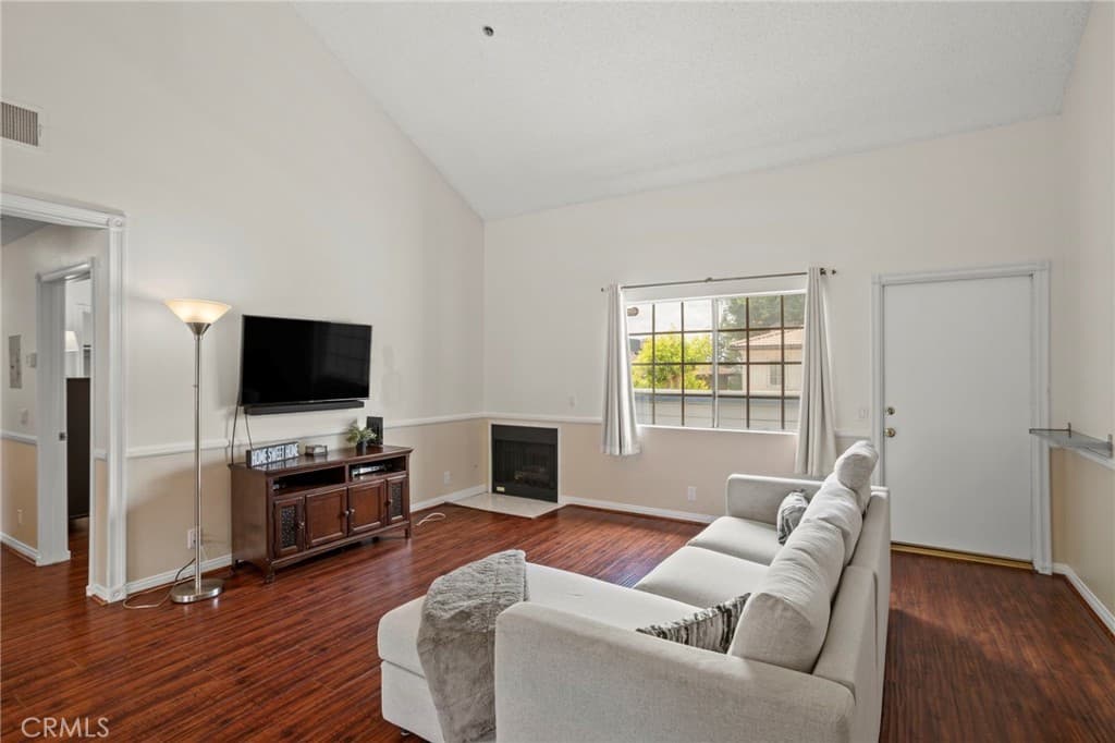 Condo at 343 W Central J, Monrovia — photo 9 of 12
