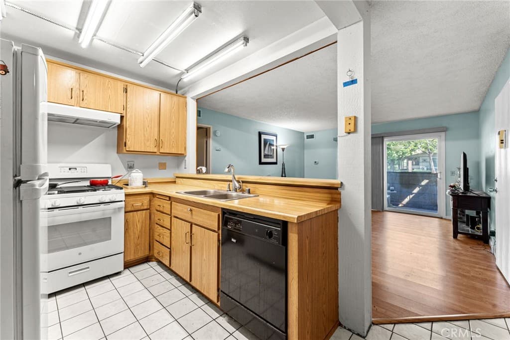 Condo at 1130 E Alosta B102, Azusa — photo 10 of 12