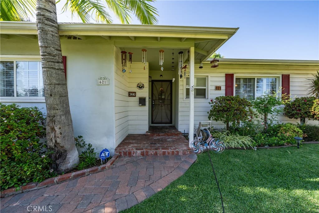 Home at 621 E Cypress, Glendora — photo 4 of 12