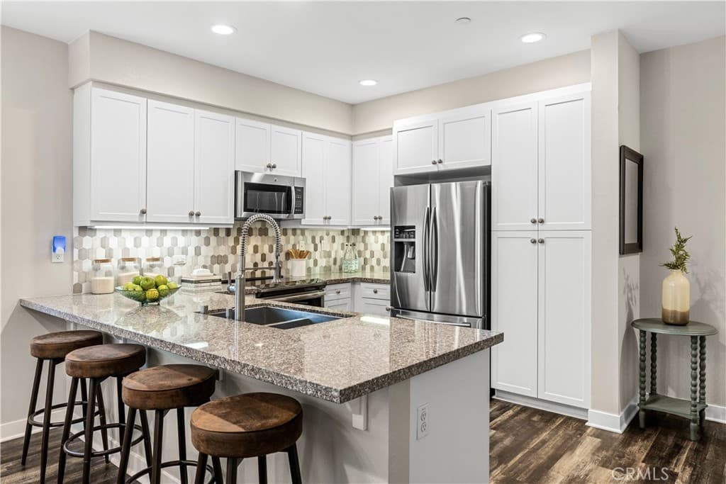 Townhouse at 619 West Foothill Boulevard 50, Glendora — photo 3 of 12