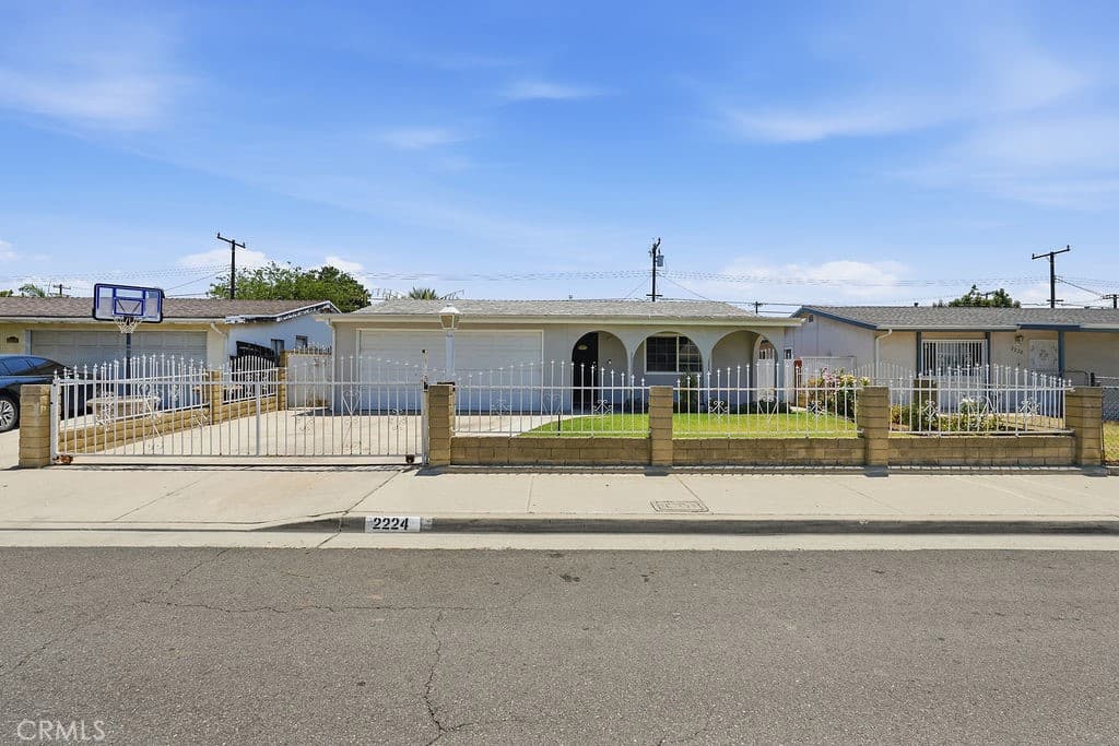 Home at 2224 Delnice Avenue, El Monte — photo 5 of 12